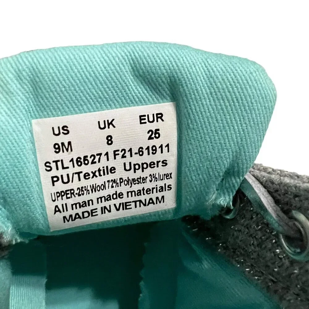 NEW Sperry 9M Sparkly Grey & Aqua Saltwater Boots